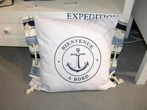 Poduszka" A bord " Maritim